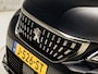 Peugeot 3008 1.2 PureTech Sport Automaat (APPLE CARPLAY, GROOT NAVI, TREKHAAK, PARKEERSENSOREN, SPORTSTOELEN, CRUISE, LANE ASSIST, NIEUWSTAAT)