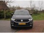 Volkswagen T-Roc 1.5 TSI Sport Business R | 2X R-Line | Sfeerverlichting | Trekhaak | Digital Cockpit | Automaat | NL-Auto |