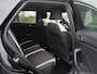 Volkswagen T-Roc 1.5 TSI Sport Business R | 2X R-Line | Sfeerverlichting | Trekhaak | Digital Cockpit | Automaat | NL-Auto |