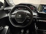 Peugeot 208 1.2 PureTech Sport (APPLE CARPLAY, BLACK PACK, LM VELGEN, SPORTSTOELEN, PARKEERSENSOREN, CRUISE, LANE ASSIST, NIEUWSTAAT)