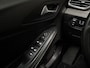Opel Grandland X 1.2 Turbo Sport (APPLE CARPLAY, GROOT NAVI, CLIMATE, LEDER, TREKHAAK, KEYLESS, SPORTSTOELEN, GETINT GLAS, ELEK ACHTERKLEP, NIEUWSTAAT)