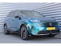 Peugeot e-5008 73KWH 210PK 7-ZITS GT AVANTAGE AUTOMAAT / NAVI / LEDER / CLIMA / FULL-LED / 20" LMV / AFN. TREKHAAK / KEYLESS / WARMTEPOMP / FOCAL AUDIO / 360° CAMERA / ADAPT. CRUISECONTROL / WINTERPAKKET / NIEUWSTAAT !!