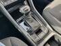 Skoda Karoq 1.5 TSI ACT Ambition / AUTOMAAT/ PANO/ KEYLESS/ ADAPTIVE CRUISE/ DIGITAL DASH/ DAB/ NAVI/ SMARTLINK/ CLIMA/ STUUR+ STOELVERWARMING V+A/ PARK. SENSOREN + CAMERA/ 17'' LMV