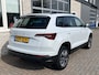 Skoda Karoq 1.5 TSI ACT Ambition / AUTOMAAT/ PANO/ KEYLESS/ ADAPTIVE CRUISE/ DIGITAL DASH/ DAB/ NAVI/ SMARTLINK/ CLIMA/ STUUR+ STOELVERWARMING V+A/ PARK. SENSOREN + CAMERA/ 17'' LMV