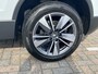 Skoda Karoq 1.5 TSI ACT Ambition / AUTOMAAT/ PANO/ KEYLESS/ ADAPTIVE CRUISE/ DIGITAL DASH/ DAB/ NAVI/ SMARTLINK/ CLIMA/ STUUR+ STOELVERWARMING V+A/ PARK. SENSOREN + CAMERA/ 17'' LMV