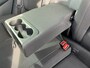 Skoda Karoq 1.5 TSI ACT Ambition / AUTOMAAT/ PANO/ KEYLESS/ ADAPTIVE CRUISE/ DIGITAL DASH/ DAB/ NAVI/ SMARTLINK/ CLIMA/ STUUR+ STOELVERWARMING V+A/ PARK. SENSOREN + CAMERA/ 17'' LMV