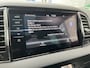 Skoda Karoq 1.5 TSI ACT Ambition / AUTOMAAT/ PANO/ KEYLESS/ CRUISE/ DIGITAL DASH/ DAB/ NAVI/ SMARTLINK/ CLIMA/ STOELVERWARMING V+A/ PARK. SENSOREN + CAMERA