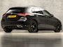 Mercedes-Benz A-klasse 220 AMG Sport 191Pk Automaat (SCHUIFDAK, SFEERVERLICHTING, APPLE CARPLAY, GROOT NAVI, LEDER/ALCANTARA, STOELVERWARMING, WIDESCREEN, CAMERA, NIEUWSTAAT)