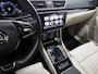 Skoda Superb Combi 1.4 TSI iV Laurin & Klement | Leder | Trekhaak | Canton | Adaptive Cruise | Keyless | Sfeerlicht | Memory | Carplay