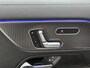 Mercedes-Benz GLA 250 e Plug-In Hybride Trekhaak | Panorama Schuif-Kanteldak | Memory Voorstoelen | Ledkoplampen | Stoelverwarming | KeylessGo | Sfeerverlichting. Inclusief 24 maanden MB Certified garantie voor Europa.