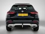 Mercedes-Benz GLA 250 e Plug-In Hybride Trekhaak | Panorama Schuif-Kanteldak | Memory Voorstoelen | Ledkoplampen | Stoelverwarming | KeylessGo | Sfeerverlichting. Inclusief 24 maanden MB Certified garantie voor Europa.