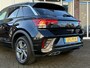 Volkswagen T-Roc 1.5 TSI R-Line 150 PK I Carplay I Adapt. Cruise I LED I Stoelverwarming
