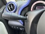 Renault Twingo 1.0 SCe Série Signature VIVA | Bluetooth | Airco | Lichtsensor | Regensensor | NAP | Cruise Control | Elektrische Raambediening | LMV | 12 Maanden BOVAG Garantie
