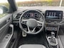 Volkswagen T-Roc Cabrio 1.5 TSI 150PK DSG R-Line / Black Style / Trekhaak / Achteruitrijcamera / 19'' LMV / VW