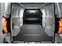 Ford E-Transit Custom L2H1 Trend 65 kWh | Camera | Snelladen! | 2.3T Trekgewicht | Lengte 2! | 3-zits | Trekhaak | Standkachel | Climate Control