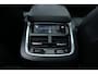 Volvo XC90 2.0 T8 Plug-in AWD R-Design 7P! Pano Lucht HuD H&K Stl.koeling/Massage El.Haak 360 ACC 22”