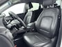 Hyundai Kona Electric EV Premium 64 kWh | Camera | Clima | Adaptive Cruise | Android & Apple Carplay | Stoel stuur verwarming + verkoeling | Elektrische stoelen |