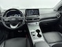Hyundai Kona Electric EV Premium 64 kWh | Camera | Clima | Adaptive Cruise | Android & Apple Carplay | Stoel stuur verwarming + verkoeling | Elektrische stoelen |