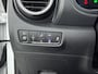 Hyundai Kona Electric EV Premium 64 kWh | Camera | Clima | Adaptive Cruise | Android & Apple Carplay | Stoel stuur verwarming + verkoeling | Elektrische stoelen |