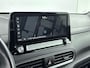 Hyundai Kona Electric EV Premium 64 kWh | Camera | Clima | Adaptive Cruise | Android & Apple Carplay | Stoel stuur verwarming + verkoeling | Elektrische stoelen |