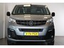 Opel Vivaro gesloten Bestelwagen L2 177pk Automaat | Navi | Camera | Verw. stoelen | Airco | 3-zitplaatsen |