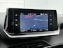 Peugeot 208 Style 75pk | Navigatie | Achteruitrijcamera | Airco | Cruise Control | Parkeersensoren | Led koplampen | Apple Carplay / Android Auto | Bluetooth | DAB+ radio | Elektrisch inklapbare spiegels | Donker getint glas | 16" lichtmetalen velgen |