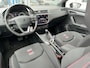 SEAT Arona 1.0 TSI FR / AUTOMAAT/ TREKHAAK/ DCC/ PARKEERSENSOREN + CAMERA/ STOELVERWARMING/ DODEHOEK/ BEATS AUDIO/ ACC/ FULL LINK/ NAVI/ DAB/ CLIMA/ 17'' LMV