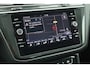Volkswagen Tiguan 1.4 TSI 150pk DSG R-Line Highline Trekhaak Stoelverwarming Keyless Virtual Cockpit Navigatie
