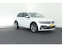 Volkswagen Tiguan 1.4 TSI 150pk DSG R-Line Highline Trekhaak Stoelverwarming Keyless Virtual Cockpit Navigatie