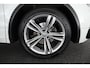 Volkswagen Tiguan 1.4 TSI 150pk DSG R-Line Highline Trekhaak Stoelverwarming Keyless Virtual Cockpit Navigatie