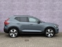 Volvo XC40 1.5 T5 Plug-in hybrid Ultimate Dark | Facelift | 360 camera | elektrisch panorama dak | adaptieve cruise control | Blis | elektrisch verstelbare voor stoelen | Harman Kardon Audio | trekhaak | verwarmde voorstoelen + Stuurwiel | Volvo on Call |