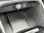 Volvo XC40 1.5 T5 Plug-in hybrid Ultimate Dark | Facelift | 360 camera | elektrisch panorama dak | adaptieve cruise control | Blis | elektrisch verstelbare voor stoelen | Harman Kardon Audio | trekhaak | verwarmde voorstoelen + Stuurwiel | Volvo on Call |
