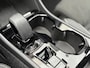 Volvo XC40 1.5 T5 Plug-in hybrid Ultimate Dark | Facelift | 360 camera | elektrisch panorama dak | adaptieve cruise control | Blis | elektrisch verstelbare voor stoelen | Harman Kardon Audio | trekhaak | verwarmde voorstoelen + Stuurwiel | Volvo on Call |