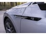 Volkswagen Arteon 2.0 TDI R-Line Business+ IQ Light | Elek Trekhaak | Navigatie | Camera | Dsg