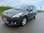 Peugeot 5008 1.6 THP Family 7p. 7 persoons uitvoering met airco,nw apk & garantie!