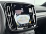 Volvo XC40 P8 AWD Pro | 19" | Panoramadak | Trekhaak | Elektr. verst. Stoelen | Harman Kardon | 360 Camera | Stoel/Stuurverwarming | Warmtepomp | Adaptieve Cruise | BLIS | Keyless | Elektr. Achterklep