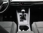 Volkswagen Golf Variant VIII 1.0 TSI 81kW Life | Navigatie | Stoel/Stuur verwarming | Apple Carplay / Android Auto | Climate Control | Parkeersensoren | Virtual Cockpit | Sfeerverlichting | LED | Adaptieve Cruise Control | Lichtmetalen Velgen |