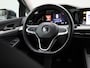Volkswagen Golf Variant VIII 1.0 TSI 81kW Life | Navigatie | Stoel/Stuur verwarming | Apple Carplay / Android Auto | Climate Control | Parkeersensoren | Virtual Cockpit | Sfeerverlichting | LED | Adaptieve Cruise Control | Lichtmetalen Velgen |