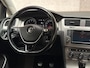 Volkswagen Golf 1.0 TSI Sportline (APPLE CARPLAY, NAVIGATIE, CLIMATE, SPORTSTOELEN, LM VELGEN, PARKEERSENSOREN, CRUISE, NIEUWE APK, NIEUWSTAAT)