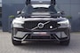Volvo XC60 Recharge T8 AWD Polestar Engineerd 455pk/ Panodak/22 inch/Leer/Head-up/Trekhaak wegklb.