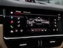 Porsche Cayenne 3.0 E-Hybrid Platinum Edition | SPORTCHRONO | PASM LUCHTVERING | STOELMASSAGE | STOELVENTILATIE | TV SCHERMEN ACHTER | SPORTEINDPIJPEN ACHTER | PANORAMA/SCHUIF-KANTELDAK | BOSE | PORSCHE INNODRIVE | ADAPTIVE CRUISECONTROL | 21 INCH | NL GELEVERD | 1E EIGENAAR |