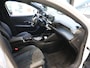 Peugeot e-208 GT Avantage 51 kWh | Voorraad | Warmtepomp | 360' camera | Adaptieve cruise control | Alcantara | Stoelverwarming