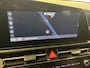 Kia Niro EV DynamicPlusLine 64.8 kWh | Navigatie/Android/Apple Carplay | LM Velgen 17" | Voorstoelen/Stuur Verwarmd | Head-Up Display | Achteruitrijcamera | PDC Voor en Achter | Cruise Control Adaptief | Airco |
