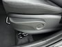 Hyundai Inster Evolve 49 kWh | 17 inch lichtmetalen velgen | Armsteun | Regensensor | Parkeersensoren voor en achter