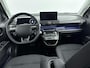 Hyundai Inster Evolve 49 kWh | 17 inch lichtmetalen velgen | Armsteun | Regensensor | Parkeersensoren voor en achter