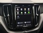 Volvo XC60 2.0 T6 Plug-in hybrid AWD Plus Bright | Adaptieve Cruise Control | Trekhaak | Panoramadak | Dodehoek Detectie | Parkeercamera | Stoel-/Stuurverwarming | Standverwarming |