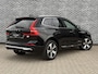 Volvo XC60 2.0 T6 Plug-in hybrid AWD Plus Bright | Adaptieve Cruise Control | Trekhaak | Panoramadak | Dodehoek Detectie | Parkeercamera | Stoel-/Stuurverwarming | Standverwarming |