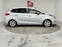 Kia Carens 1.6 GDi ExecutiveLine, 7 persoons, Achteruitrijcamera, Cruise, Clima, Navigatie, Volledig onderhouden, NL auto, Blue tooth, Trekhaak, Isofix, 15 inch all season