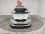 Kia Carens 1.6 GDi ExecutiveLine, 7 persoons, Achteruitrijcamera, Cruise, Clima, Navigatie, Volledig onderhouden, NL auto, Blue tooth, Trekhaak, Isofix, 15 inch all season