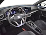 SEAT Leon Sportstourer 1.5 eTSI FR Launch Edition 150 Pk DSG/AUTO | Panorama-dak | Trekhaak | Camera | Keyless | Apple carplay Android auto | Stoel/Stuurverwarming | 17" LMV |